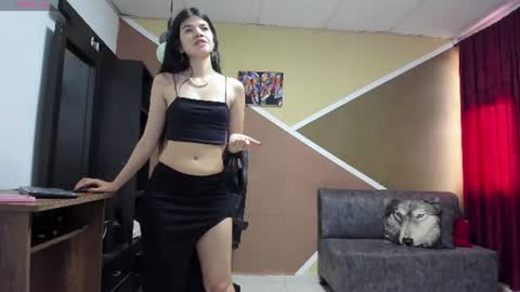 Snapshot of lisagray_1 chatting on 06.17.26 Lisa Gray Independent Model online show from 06.17.26