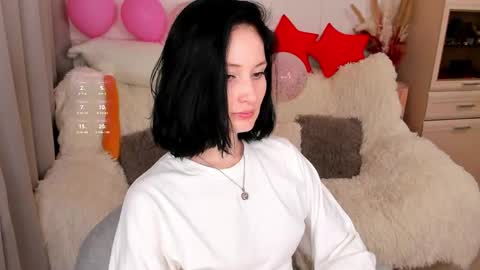 Lisa Moore online show from 04.19.26