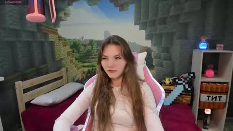 Lisa online show from 02.08.25