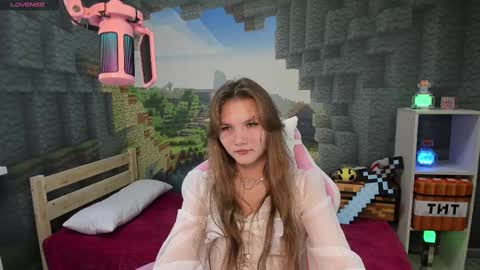 Lisa online show from 02.11.25