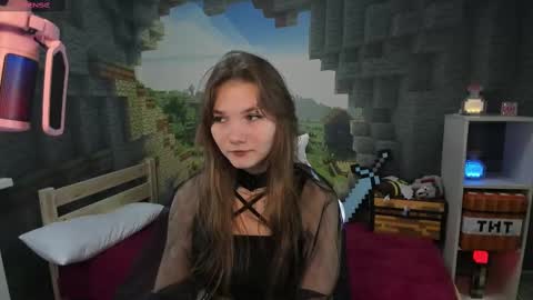 Lisa online show from 02.21.25