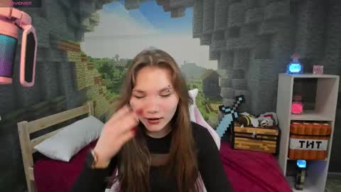 Lisa online show from 02.22.25