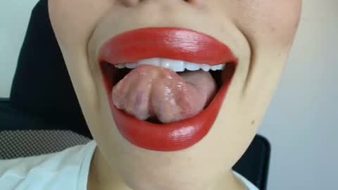 Lisbet online show from 10.09.25