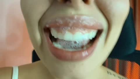 Lisbet online show from 04.21.26