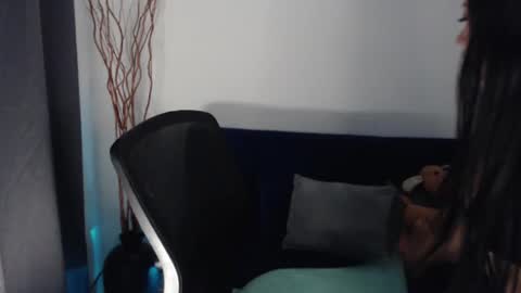 Snapshot of liss_petty chatting on 12.06.24 Liss online show from 12.06.24