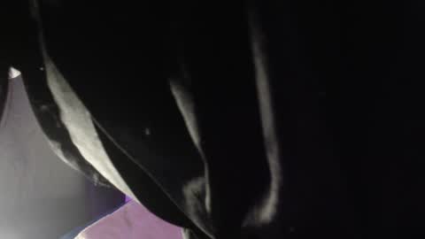 Snapshot of liss_petty chatting on 12.16.24 Liss online show from 12.16.24