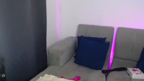 Snapshot of liss_petty chatting on 01.17.25 Liss online show from 01.17.25