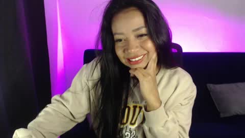 Snapshot of liss_petty chatting on 01.26.25 Liss online show from 01.26.25