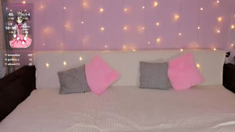 Snapshot of lissa__fox chatting on 01.17.25 lissa online show from 01.17.25