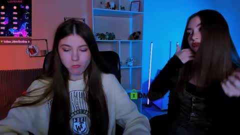 lissa_night online show from 10.14.25