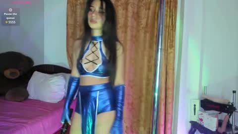 lissa_petitee online show from 02.15.25