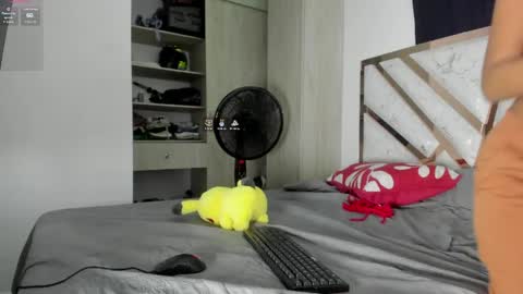 lissa_petitee online show from 04.15.26