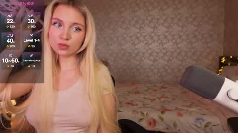 Snapshot of lissablush_ chatting on 11.13.25 Lissa online show from 11.13.25