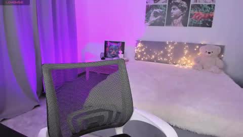 lissameoww online show from 10.17.25