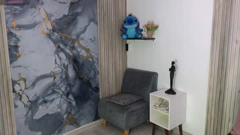 Snapshot of lissawild_ chatting on 11.10.25 ss online show from 11.10.25