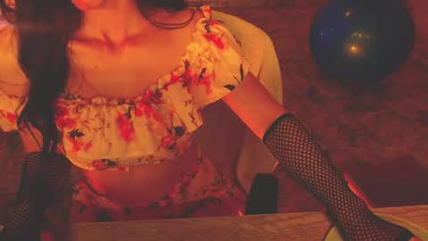 Liss online show from 12.20.25