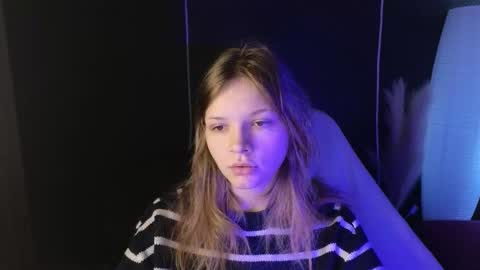 Lena online show from 10.15.25