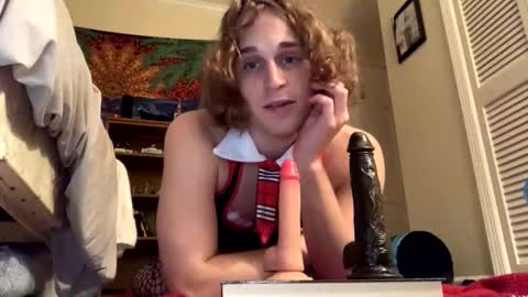 Snapshot of literalpeaches chatting on 10.13.25 Peaches online show from 10.13.25