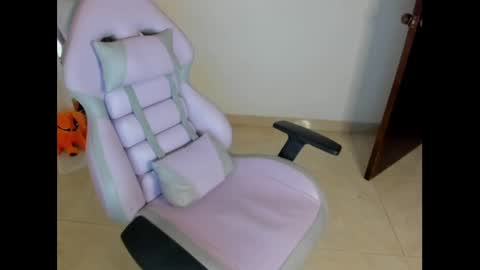 Danni online show from 12.15.24