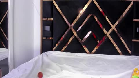 Ashley online show from 10.22.25