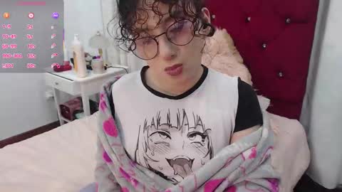 Snapshot of little__amy_ chatting on 10.11.25 AMY online show from 10.11.25