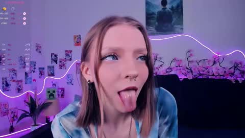 Bella online show from 11.22.25