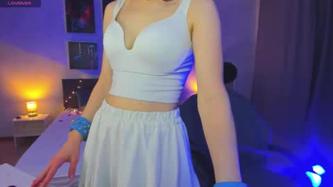 Snapshot of little__isabel chatting on 02.25.26 Isabel online show from 02.25.26