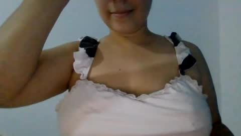 Snapshot of little_anef chatting on 08.01.26 little_anef online show from 08.01.26