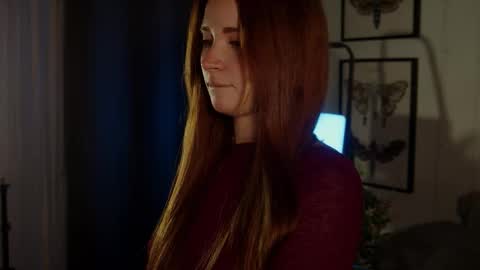 Snapshot of little_anitta chatting on 10.09.25 Anita B-day stream on 7TH DEC online show from 10.09.25