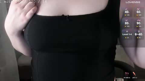 Snapshot of little_bambii_ chatting on 10.30.25 Eva online show from 10.30.25