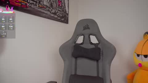 Snapshot of little_eli chatting on 09.29.25 Help me reach 100 likes online show from 09.29.25