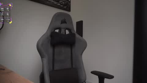 Help me reach 100 likes online show from 02.10.26