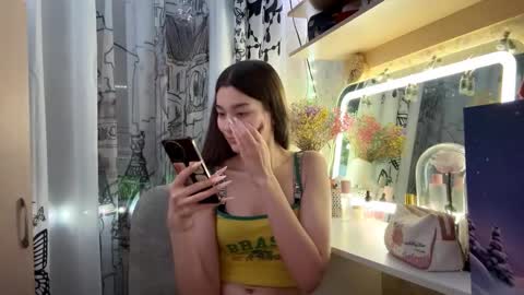 Viiola online show from 12.01.25