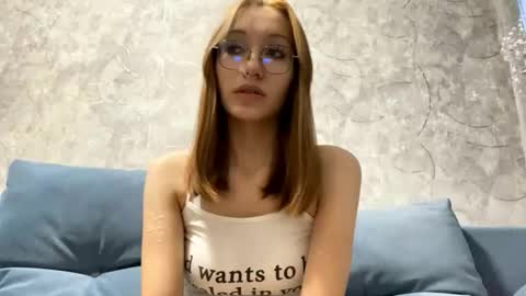 Viiola online show from 01.10.26