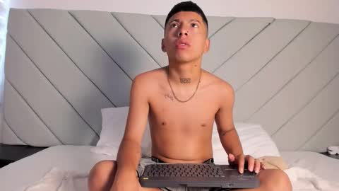 little_kris1 online show from 11.05.25