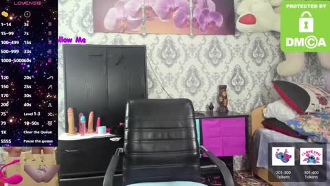 Snapshot of little_letti chatting on 12.16.24 Letti online show from 12.16.24
