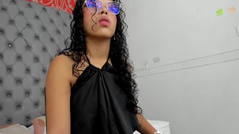 Snapshot of little_lilith_apple chatting on 12.23.24 little_lilith_apple online show from 12.23.24