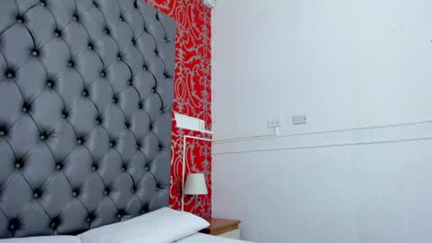 Snapshot of little_lilith_apple chatting on 12.23.24 little_lilith_apple online show from 12.23.24