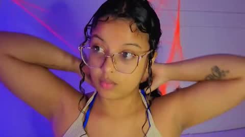 Snapshot of little_lilith_apple chatting on 10.27.25 little_lilith_apple online show from 10.27.25