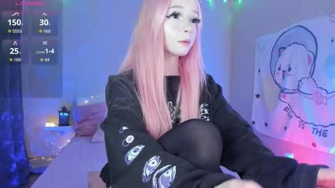 Snapshot of little_misaki chatting on 10.10.25 Maria online show from 10.10.25