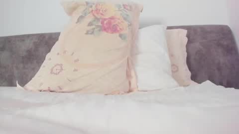 hey im anna online show from 02.16.25