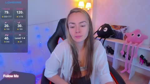 Snapshot of little_rockk chatting on 10.06.25 little_rockk online show from 10.06.25