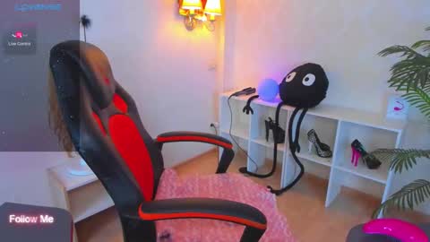 Snapshot of little_rockk chatting on 10.15.25 little_rockk online show from 10.15.25