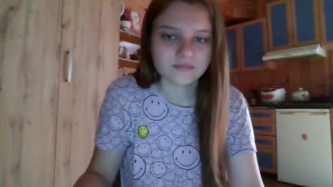 Snapshot of little_shygirl_ chatting on 09.15.25 little_shygirl_ online show from 09.15.25