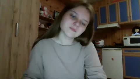 Snapshot of little_shygirl_ chatting on 09.18.25 little_shygirl_ online show from 09.18.25
