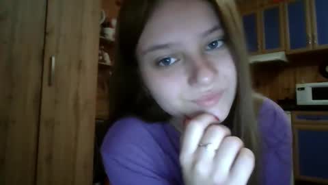 Snapshot of little_shygirl_ chatting on 09.28.25 little_shygirl_ online show from 09.28.25
