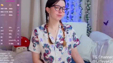 Snapshot of little_teya chatting on 11.07.25 little Teya online show from 11.07.25