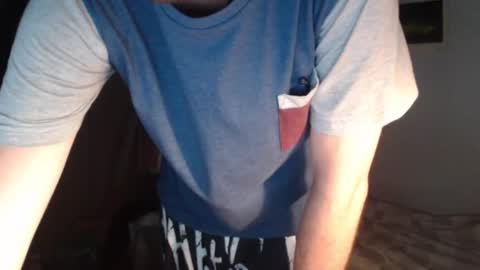 littlealien7 online show from 01.23.25