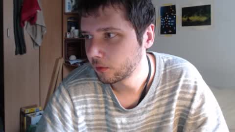 littlealien7 online show from 09.22.25