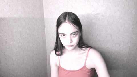 Snapshot of littleashleyy chatting on 12.29.24 littleashleyy online show from 12.29.24